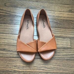 Softwalk cypress flats